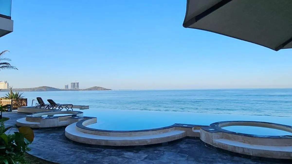 Beachfront, New Apartment At New Mazatlán